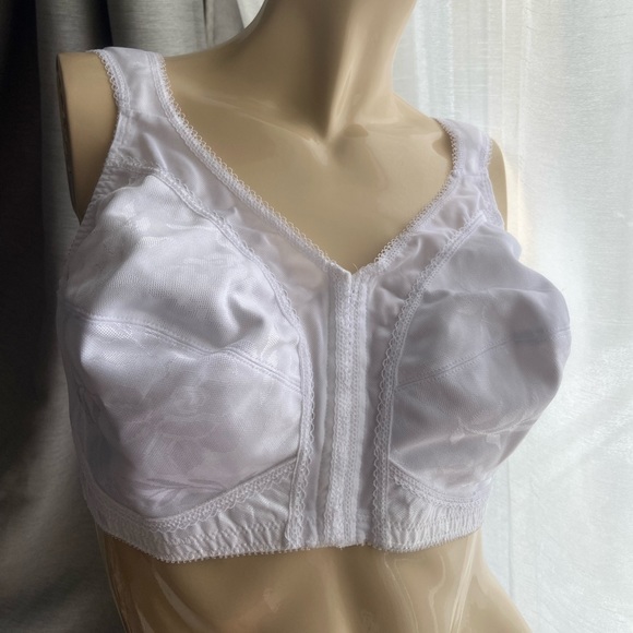 Playtex 42D front closure bra style 4549 - Picture 1 of 15